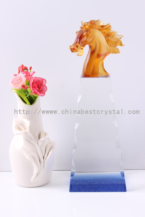 The horsehead crystal trophy