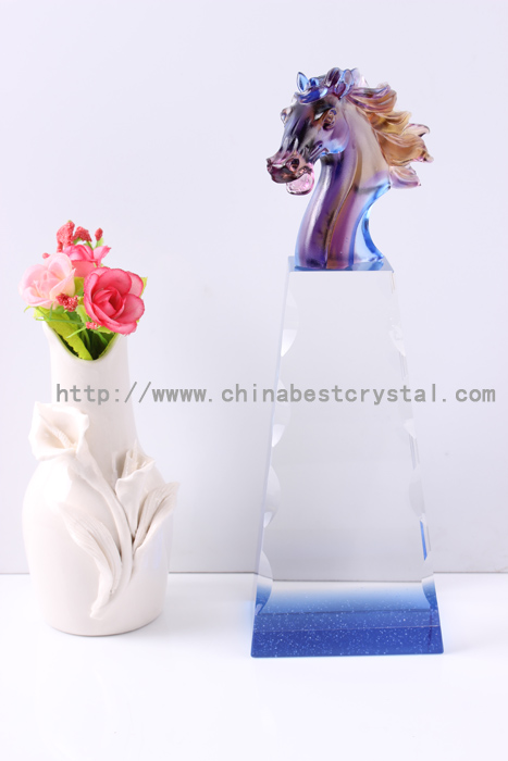 The horsehead crystal trophy